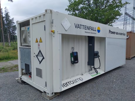 Stort batterilager i Övik laddar elbilarna i sommar