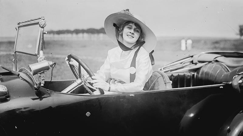 Elbilens historia och utveckling